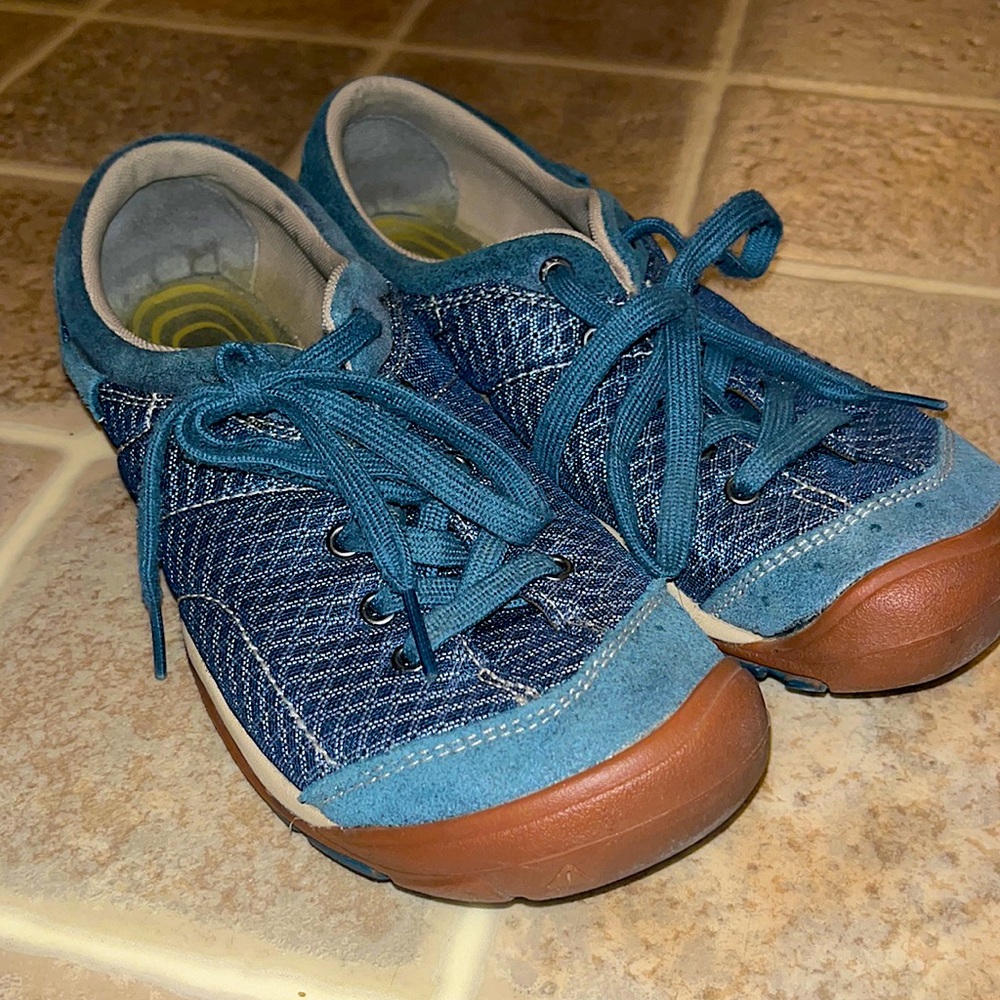 Keen suede sneakers